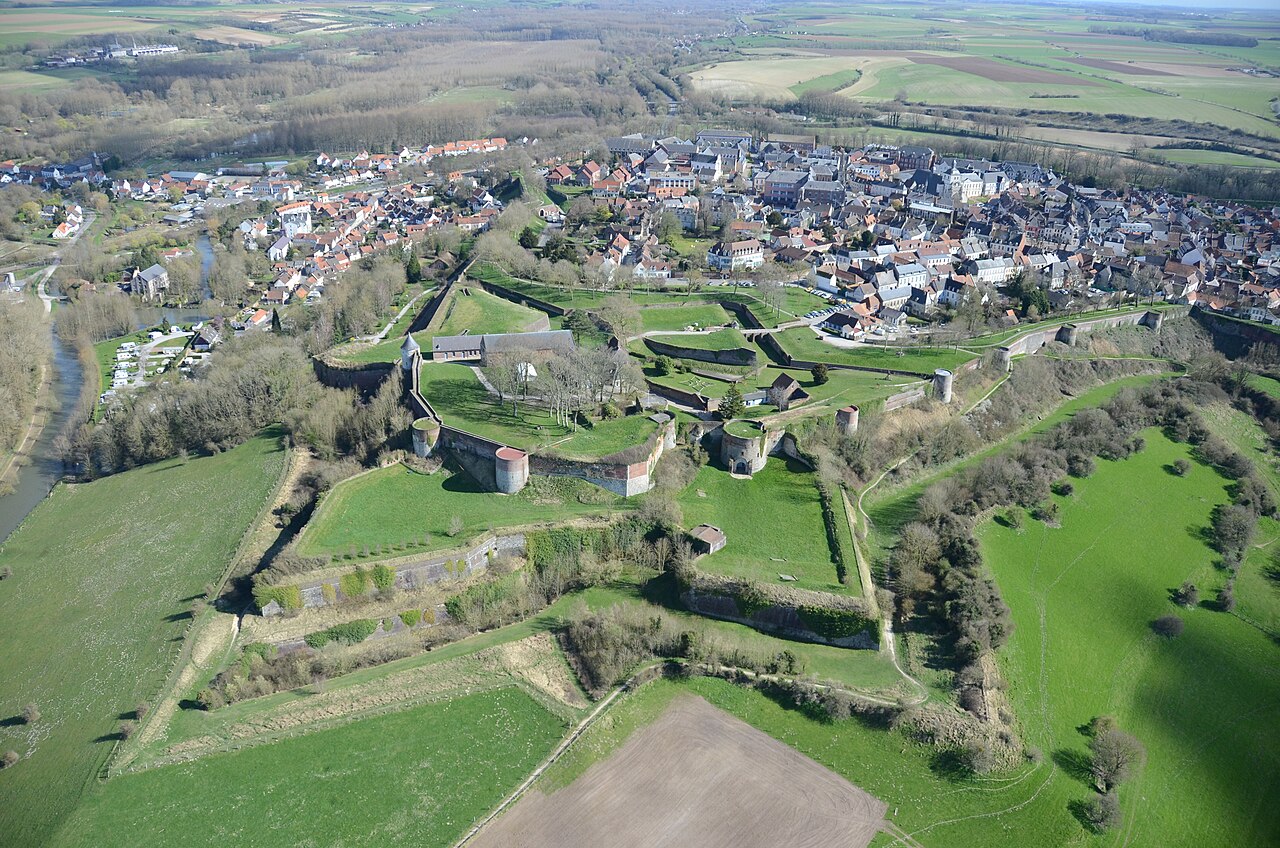 Vue de Montreuil-sur-Mer